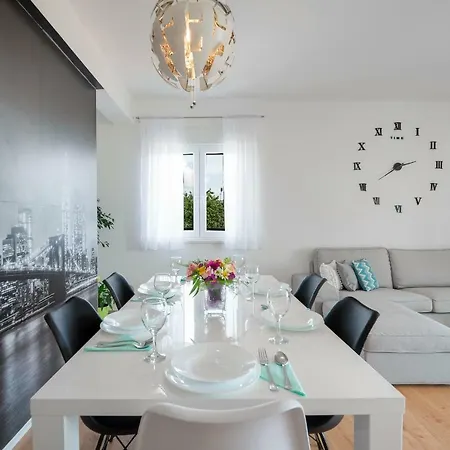 New Luxury Apartman *