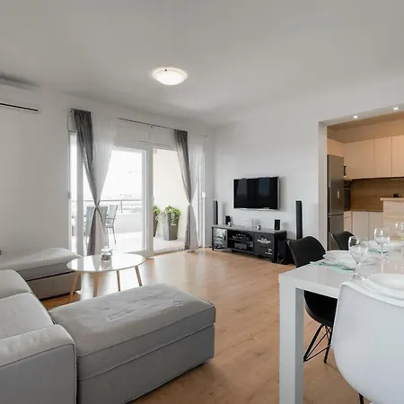 New Luxury Apartman *