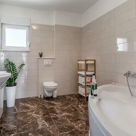 New Luxury Apartman