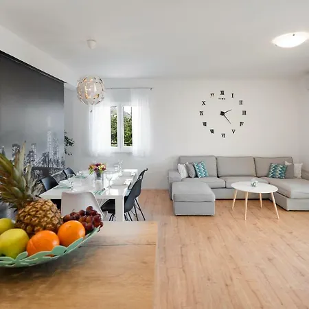 New Luxury Apartman *